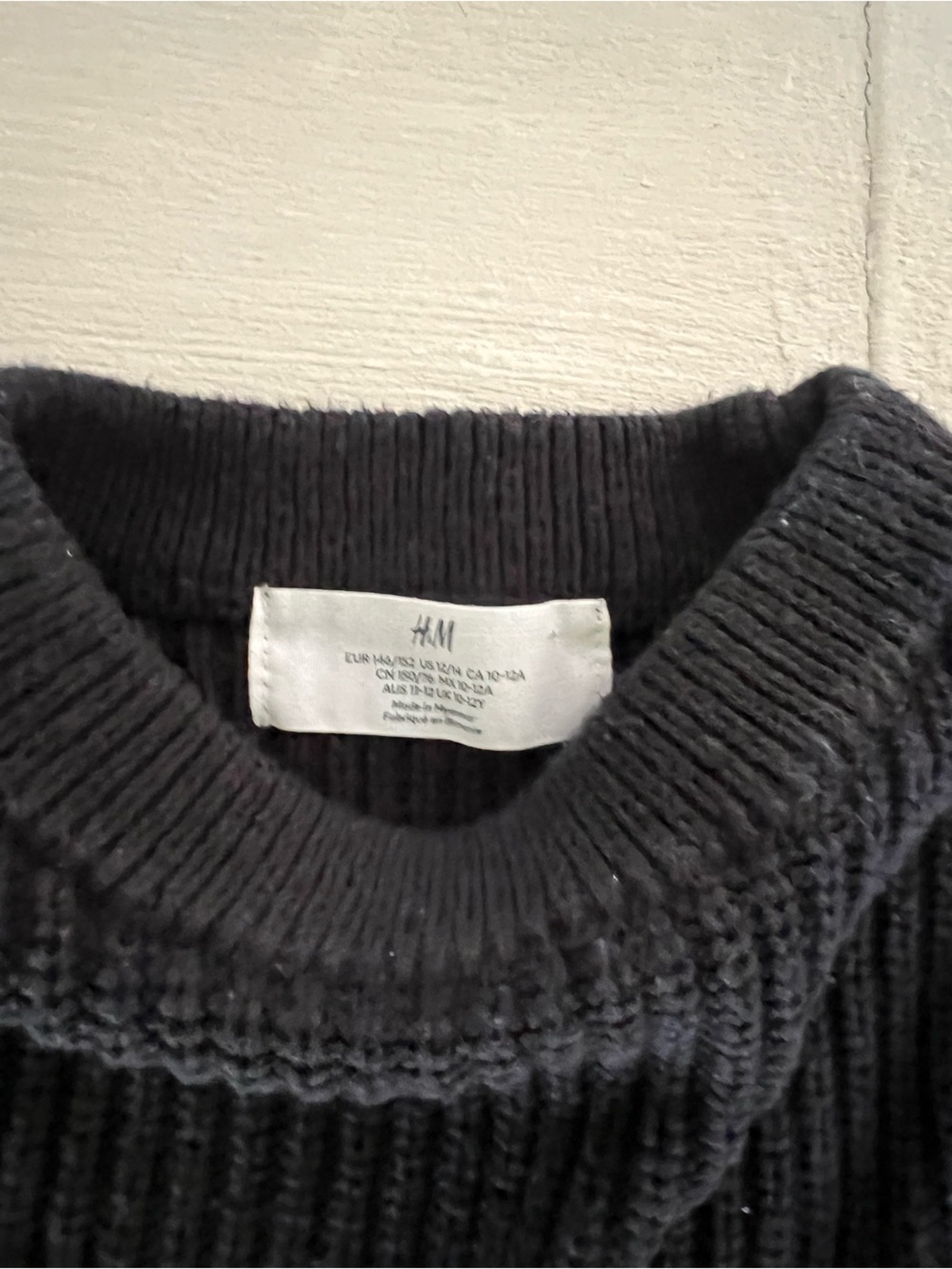 H&M Girls 12-14 Black White Striped Cropped Ribbed Sweater - Picture 2 of 4